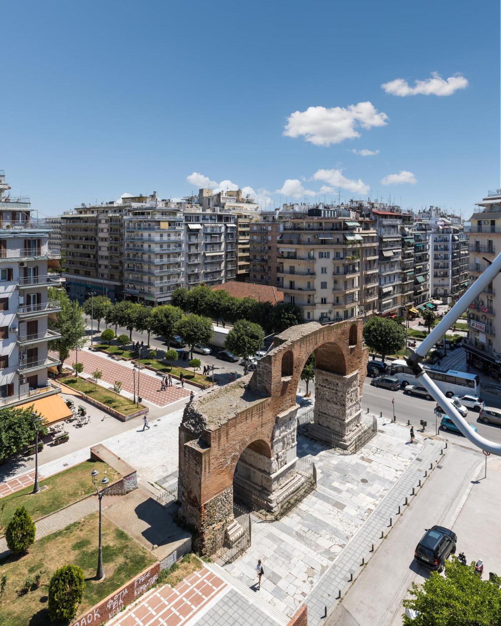 Appartement La Maison De L'arc- Elegant With Unique View By Binobi!